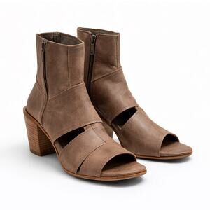 Free People Leather Peep Toe Ankle Cuff Sandals Brown Stacked Heel Boho 41/10.5